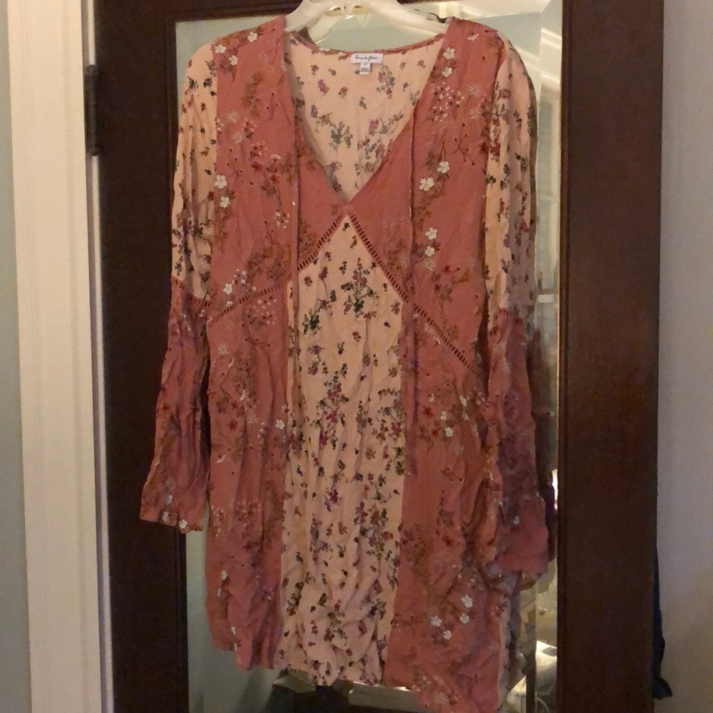 Love Fire bell sleeve mini dress